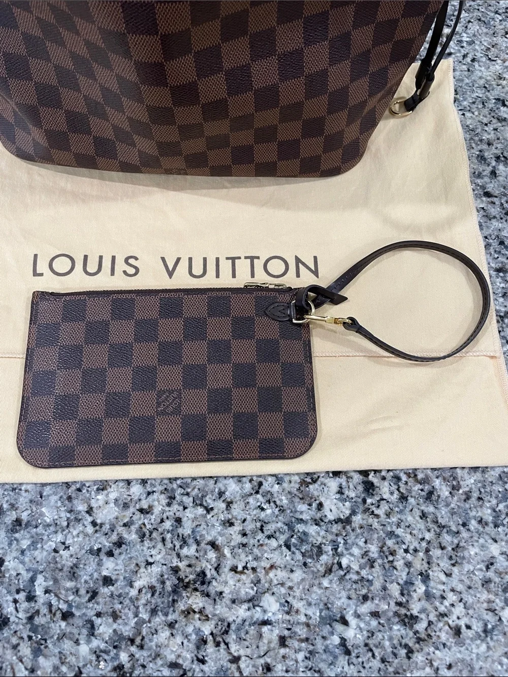 Louis Vuitton Neverfull PM Damier Ebene